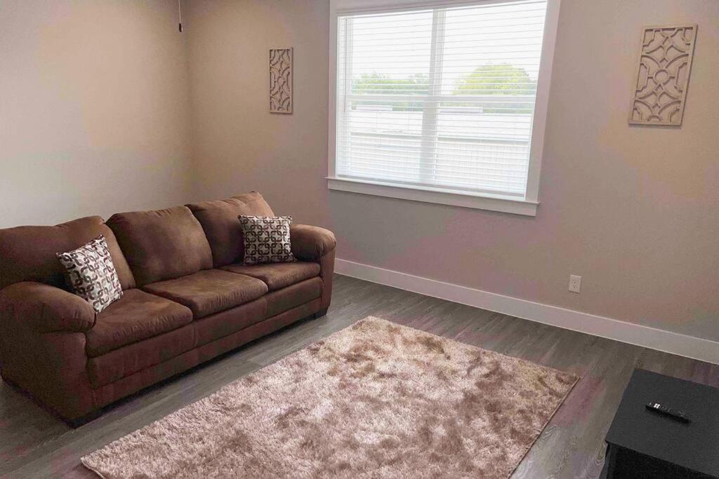 Welcome To Our Spacious 2-Bedroom 2-Bathroom Located In The City Of Houston, Texas! 外观 照片